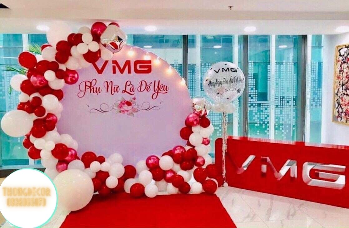 m (8)